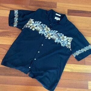 Men's Button down Black Dress Shirt size Large